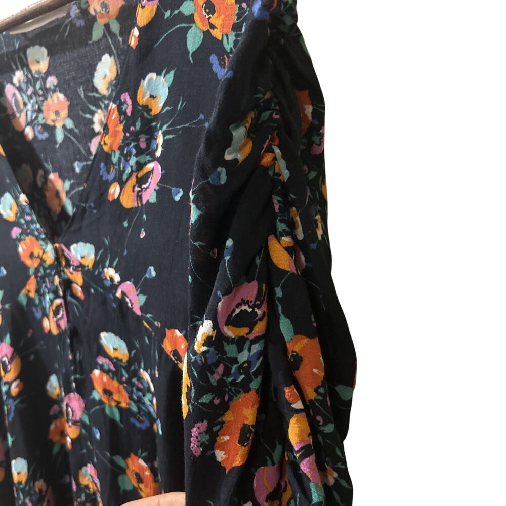 Zara Trafaluc Navy Floral Ruched Sleeve Peplum Top Size Small - Picture 3 of 6